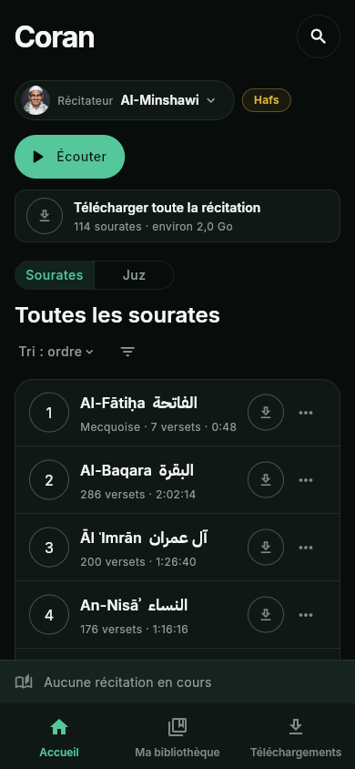 Écran d'accueil de Minbar en thème sombre et en français : récitateur Al-Minshawi, bouton Écouter et liste des sourates.